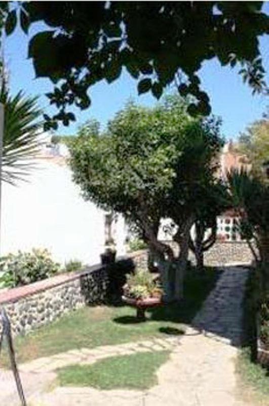 Hostal Casa Torrent Канет де Мар Екстериор снимка